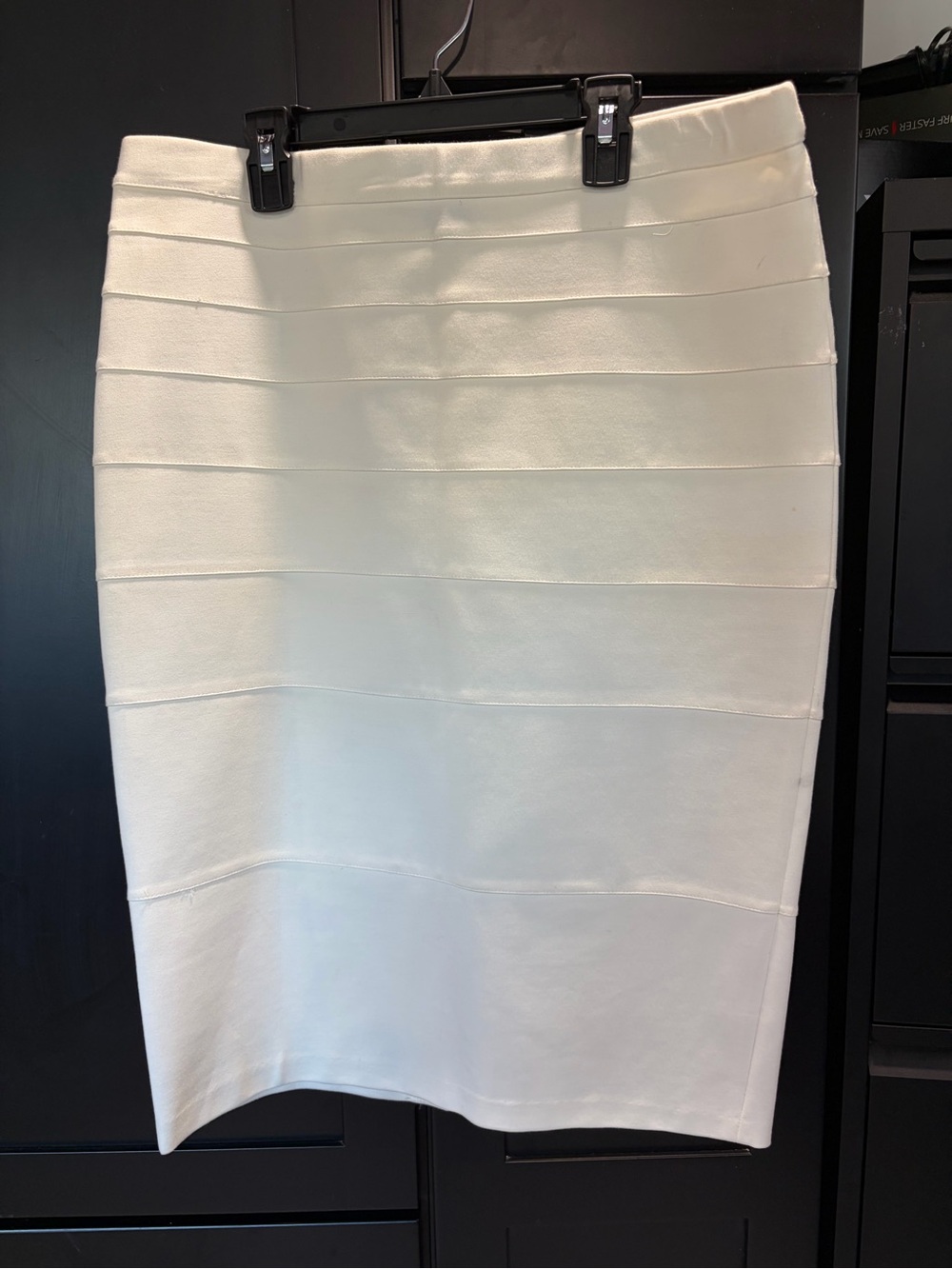 Thalian White Bandage-Style Pencil Skirt